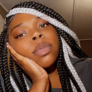 Meet your Posher, Arshanique